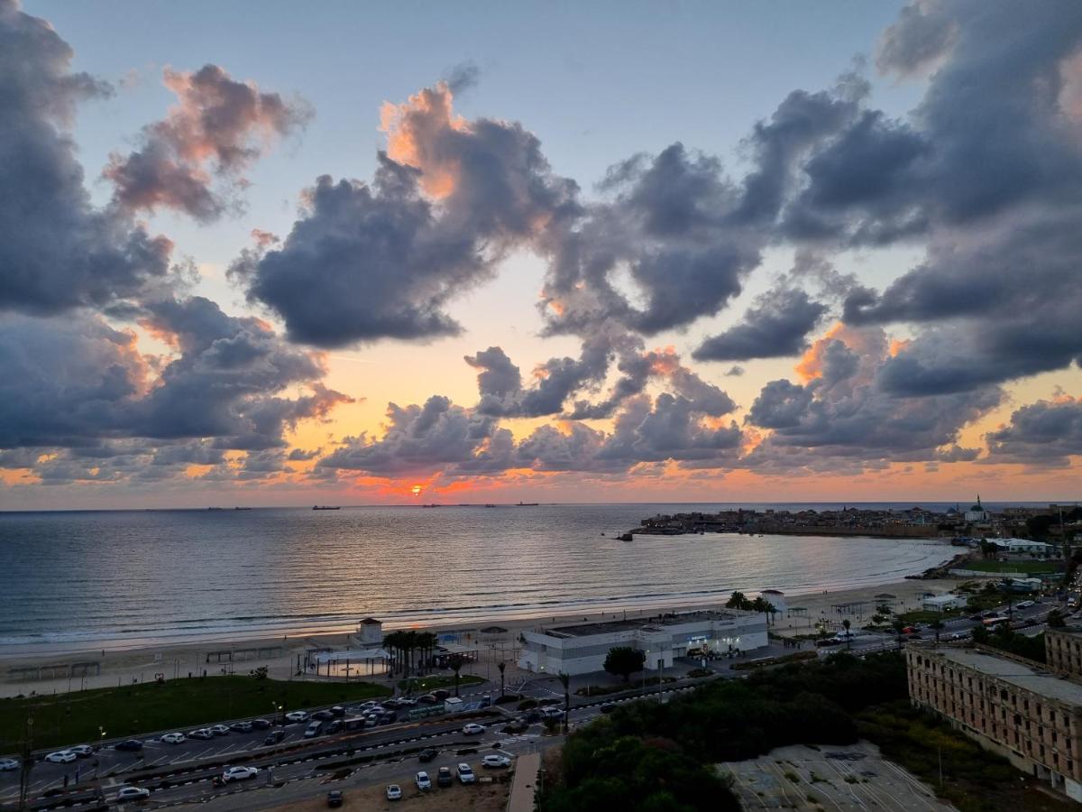Beachfront Gallery Акко Экстерьер фото
