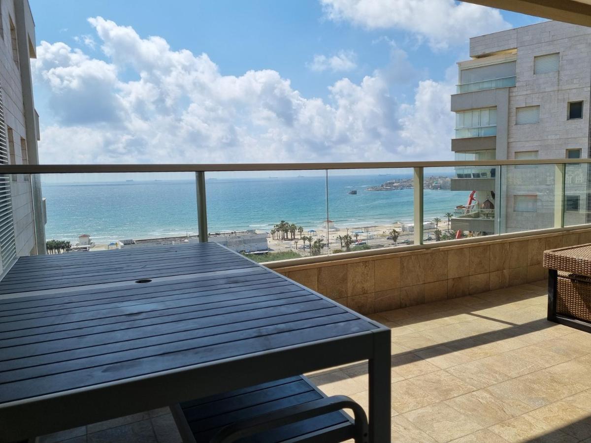 Beachfront Gallery Акко Экстерьер фото