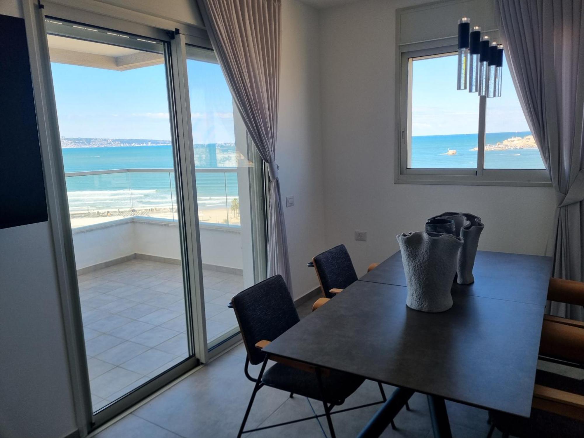 Beachfront Gallery Акко Экстерьер фото